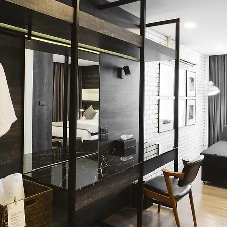 Zivi Nimman Hotel
